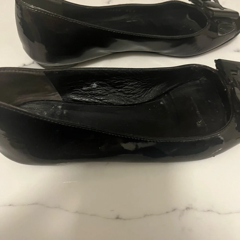 Gucci Embellished Ballet Flats in Black Patent Leather - Picture 7 of 9